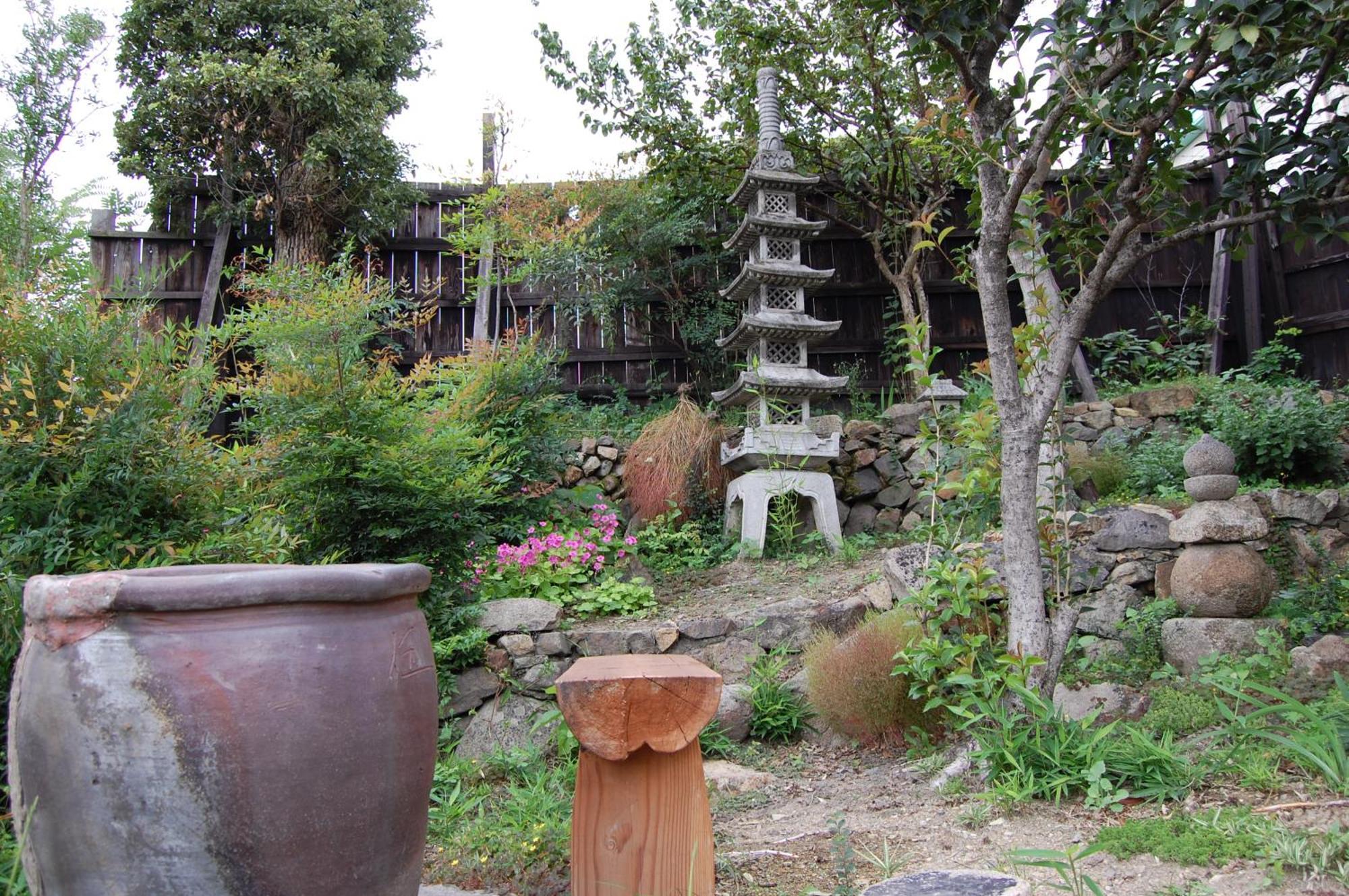 城跡石垣上の絶景古民家宿 鞆城茶屋庵 Tomo Esterno foto