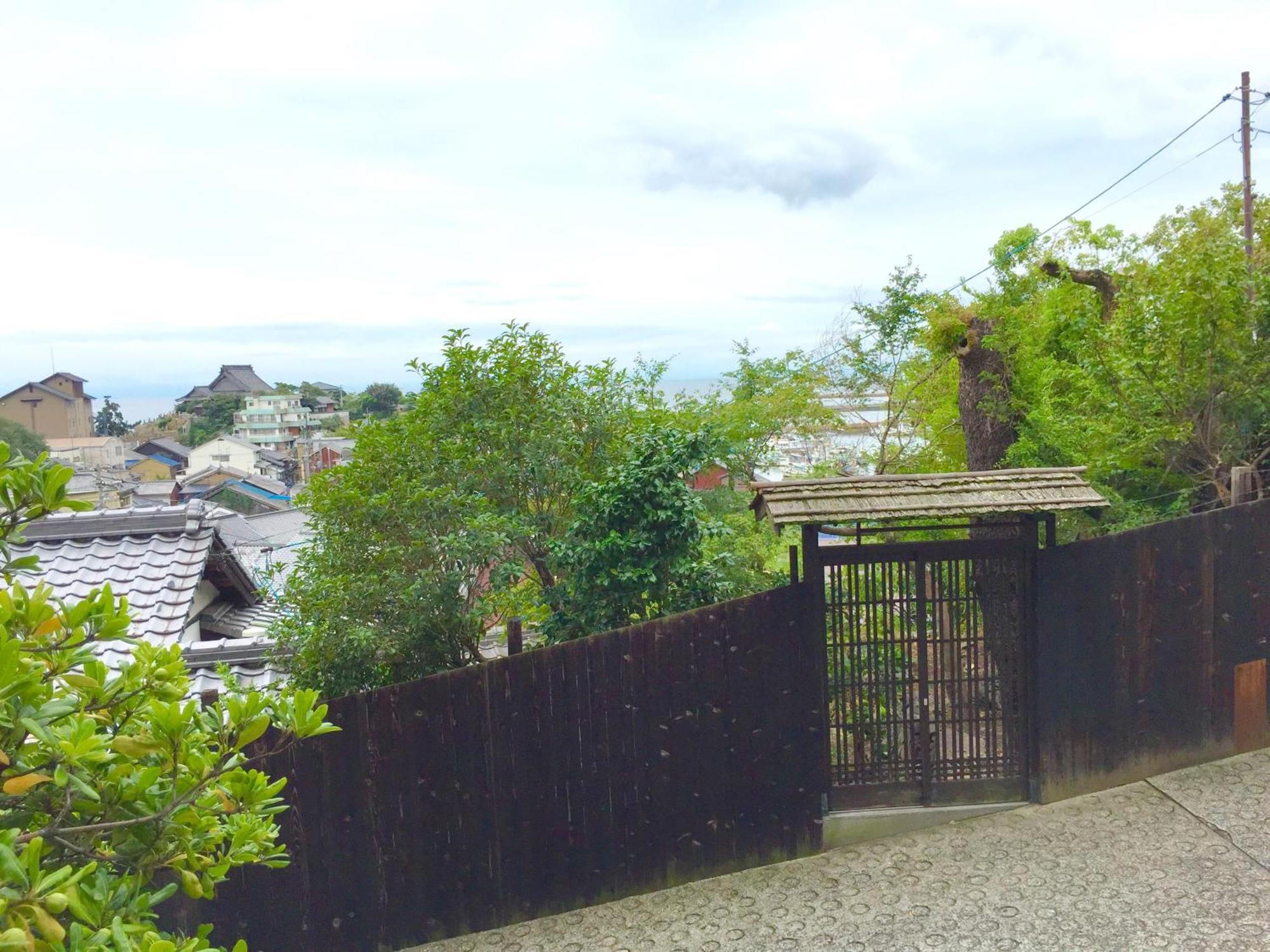 城跡石垣上の絶景古民家宿 鞆城茶屋庵 Tomo Esterno foto